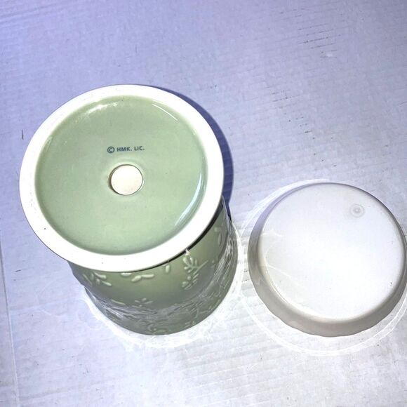 HALLMARK Moments of Beauty Tart Candle Warmer Ceramic Green White 7 inches - Picture 7 of 9